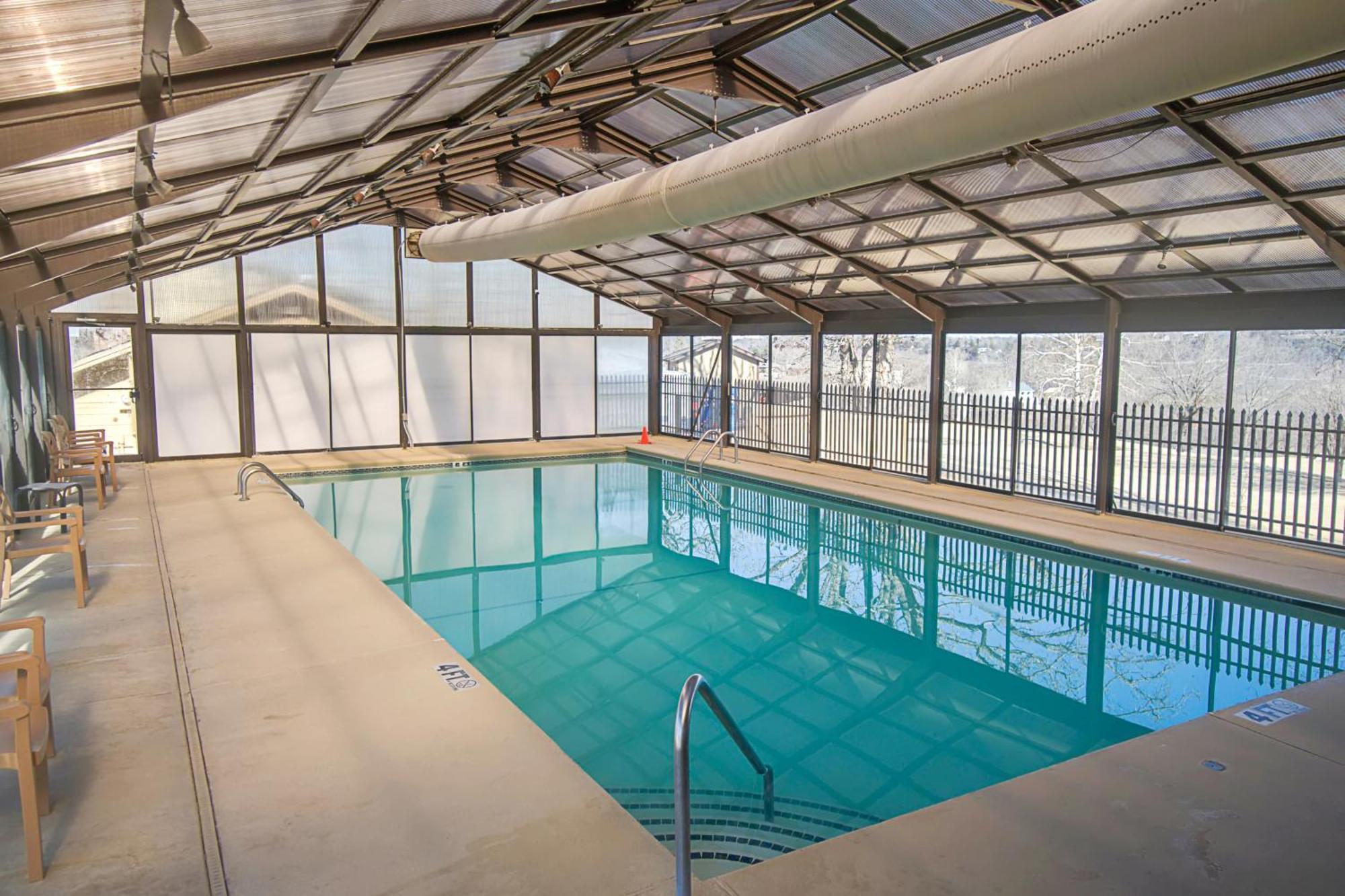 Lofty Retreat & Paradise Pointe ブランソン 部屋 写真